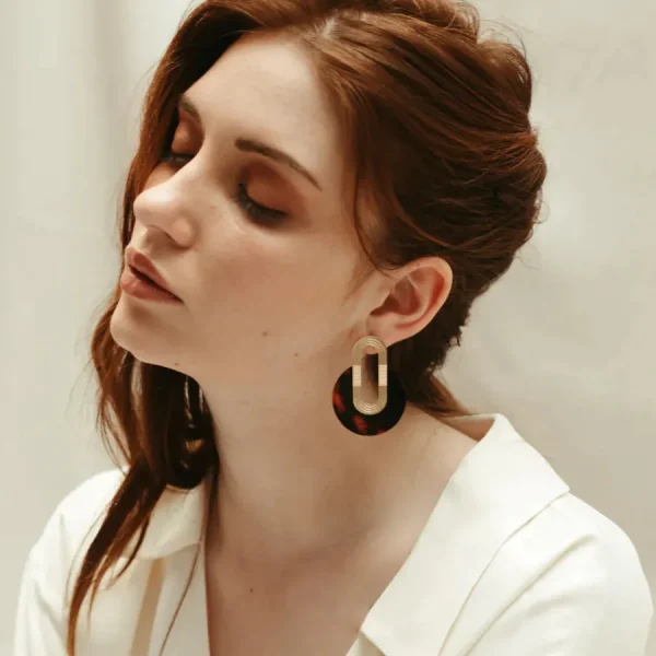 Bonjour Aimée Boucles D'oreille>Boucles Erin - écailles beiges