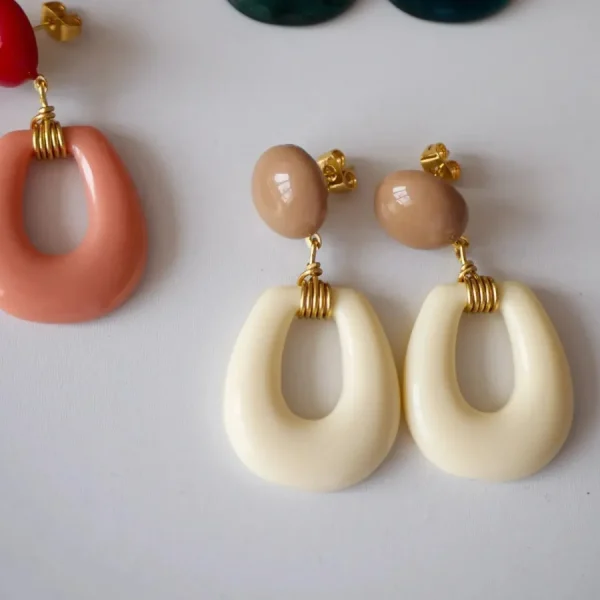 Azeria Boucles D'oreille>Boucles Talia - beige et blanc