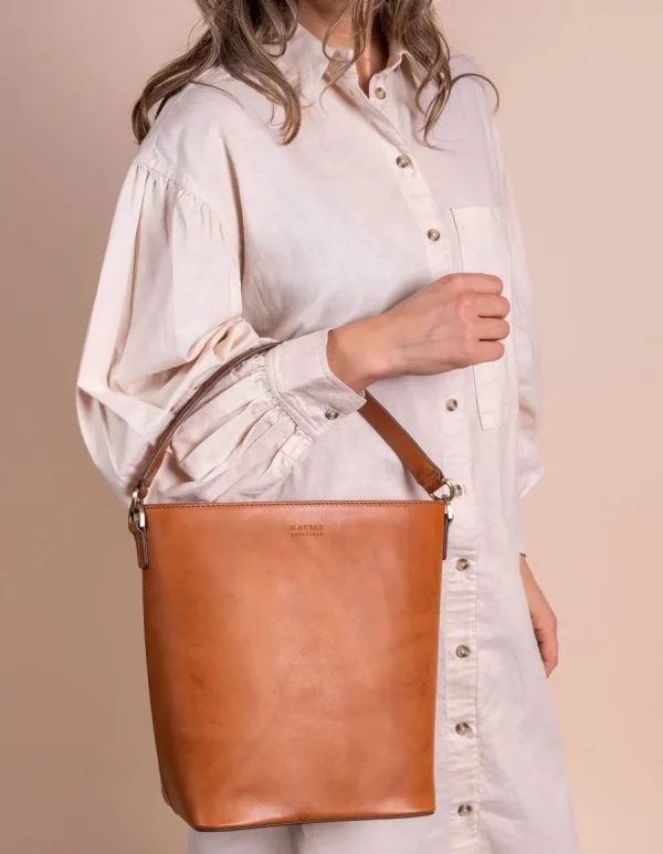 O My Bag Sacs>Sac Bobbi Bucket Maxi Cognac Classic Leather